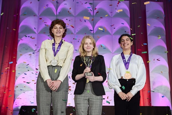 Sophie de Winter (2nd), Kristina Mohr (1st), Paola Leal (3rd)